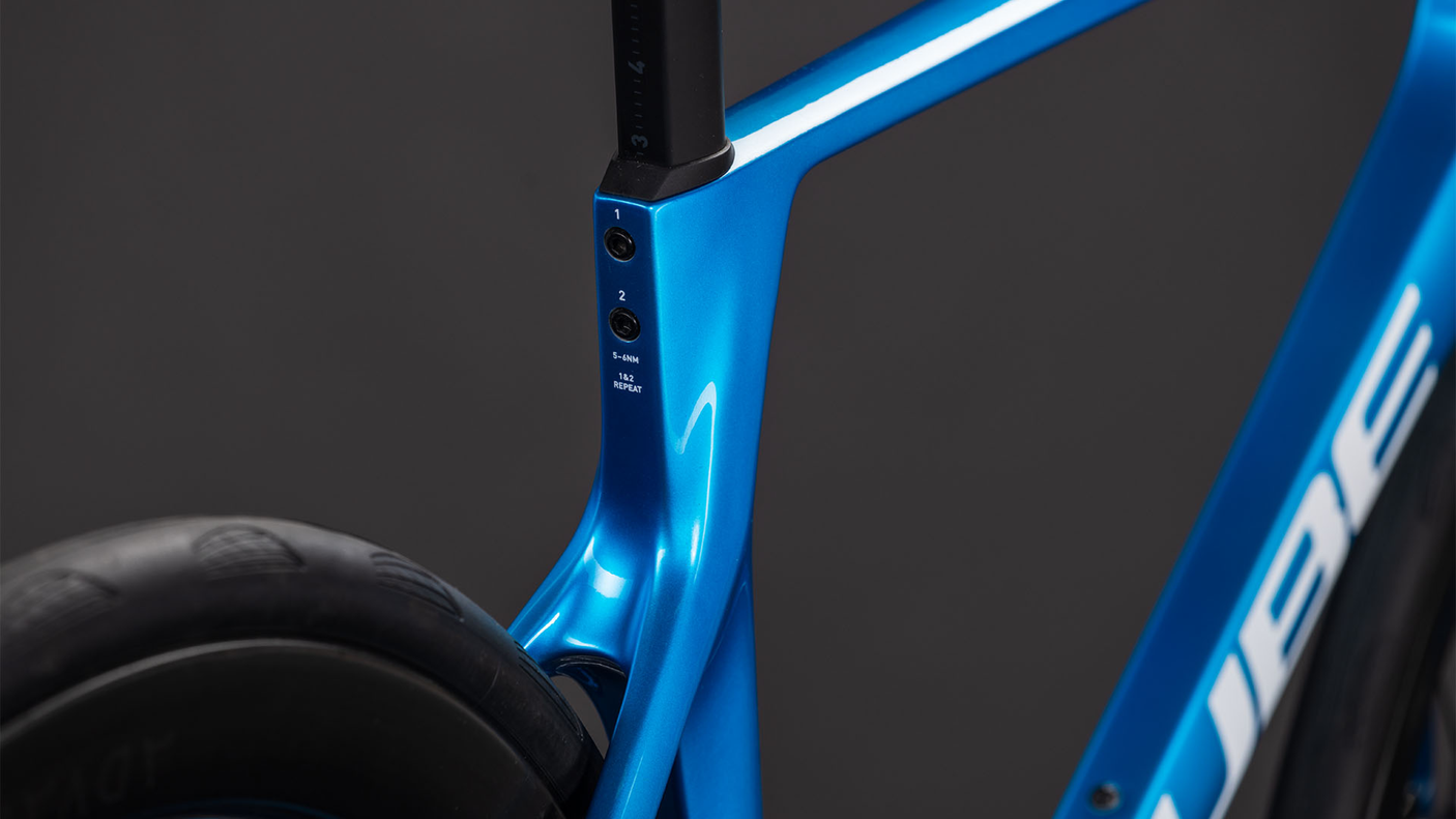 Cube Agree C:62 EX  topasblue´n´wit (2026)