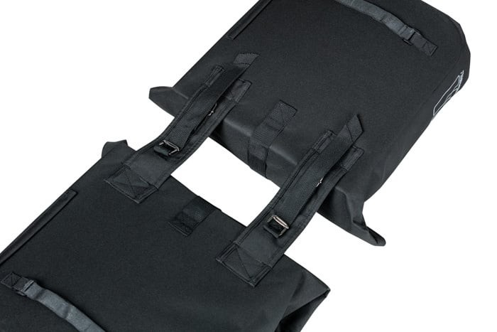 Basil City Dubbele Packtas 28-32l zwart