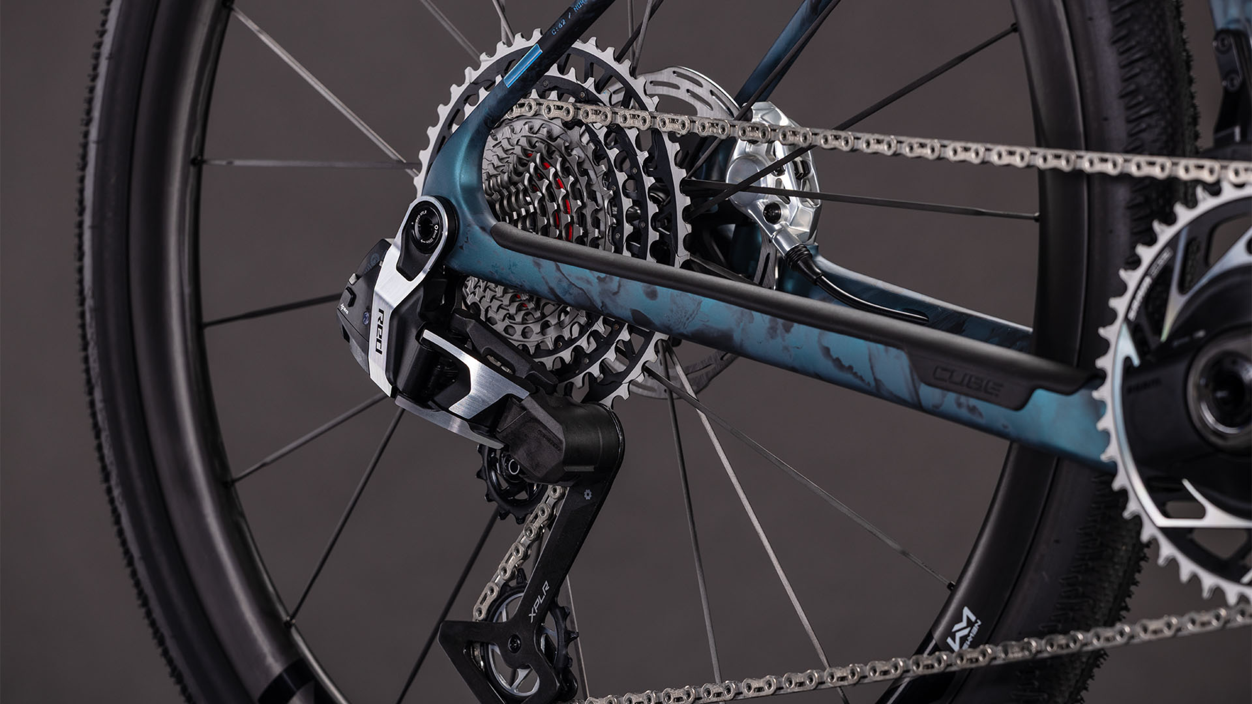 Cube Nuroad C:62 SLT royalgreen´n´fume (2026)