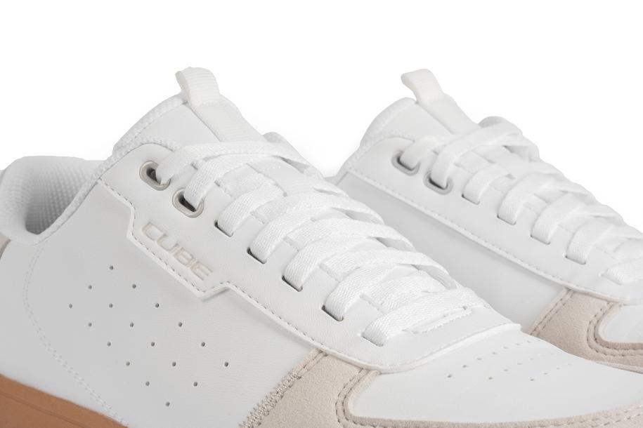 Cube schoenen MAZE wit
