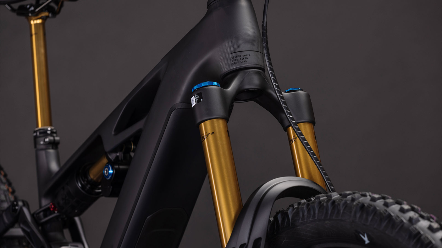 Cube Stereo Hybrid ONE77 HPC AT 800 carbon´n´goud (2026)