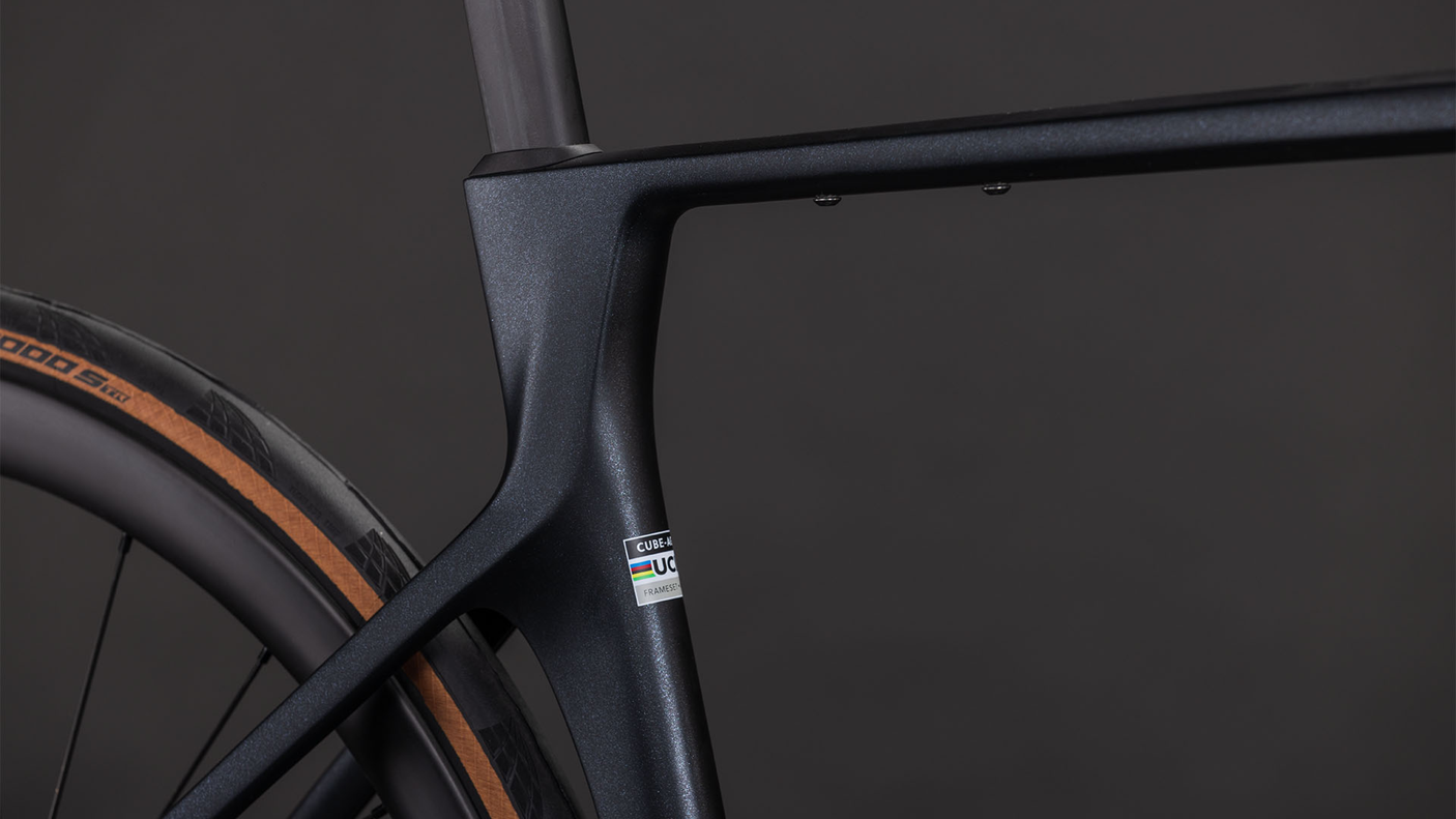 Cube Agree C:62 SLX nightshift´n´prism (2026)