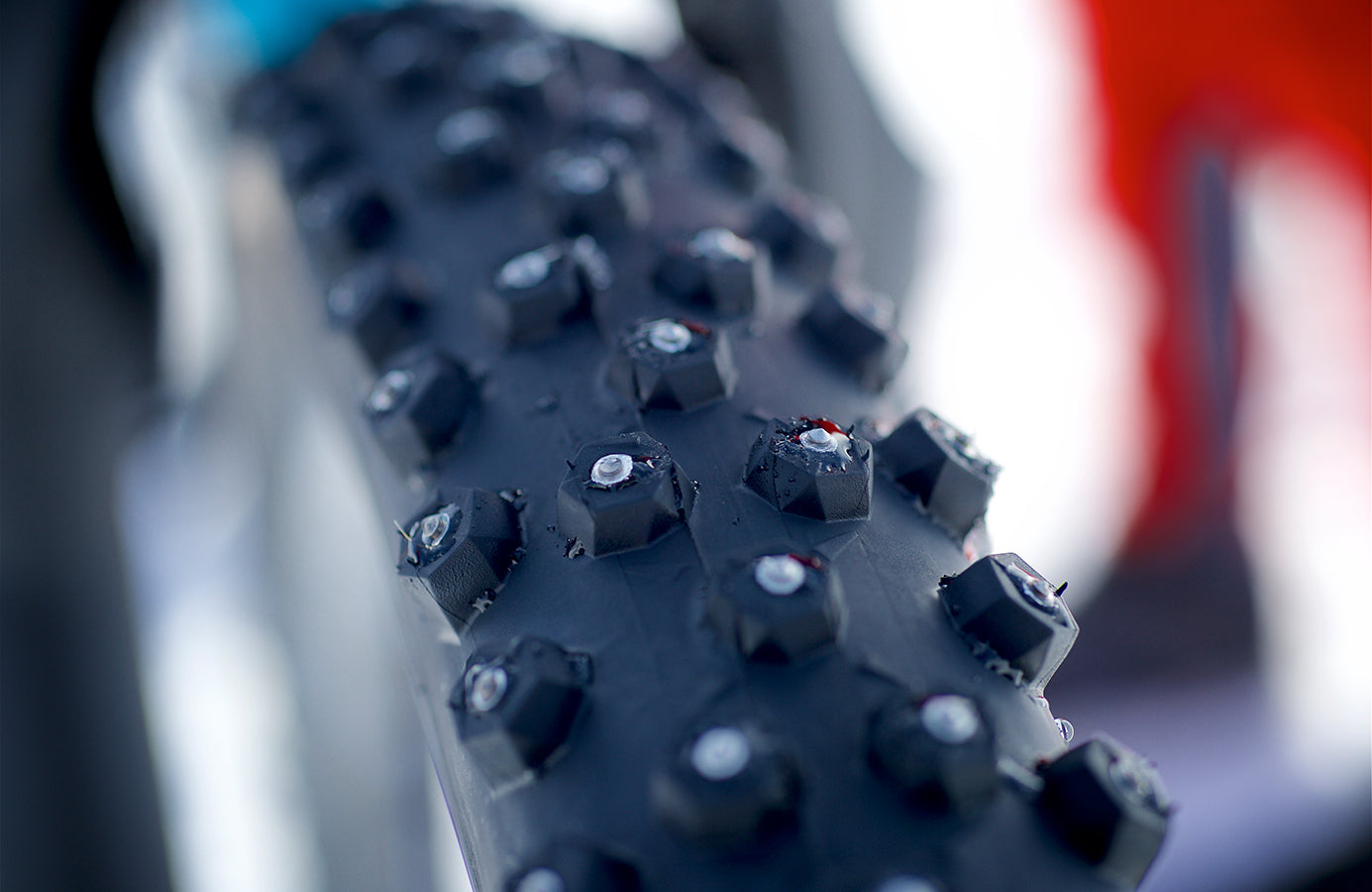 Schwalbe Ice Spiker Pro vouwband Performance DD RaceGuard SnakeSkin TLE 27.5x2.25" zwart
