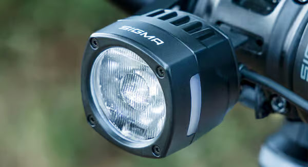 Sigma EOX FL 170 HB USB Voorlicht
