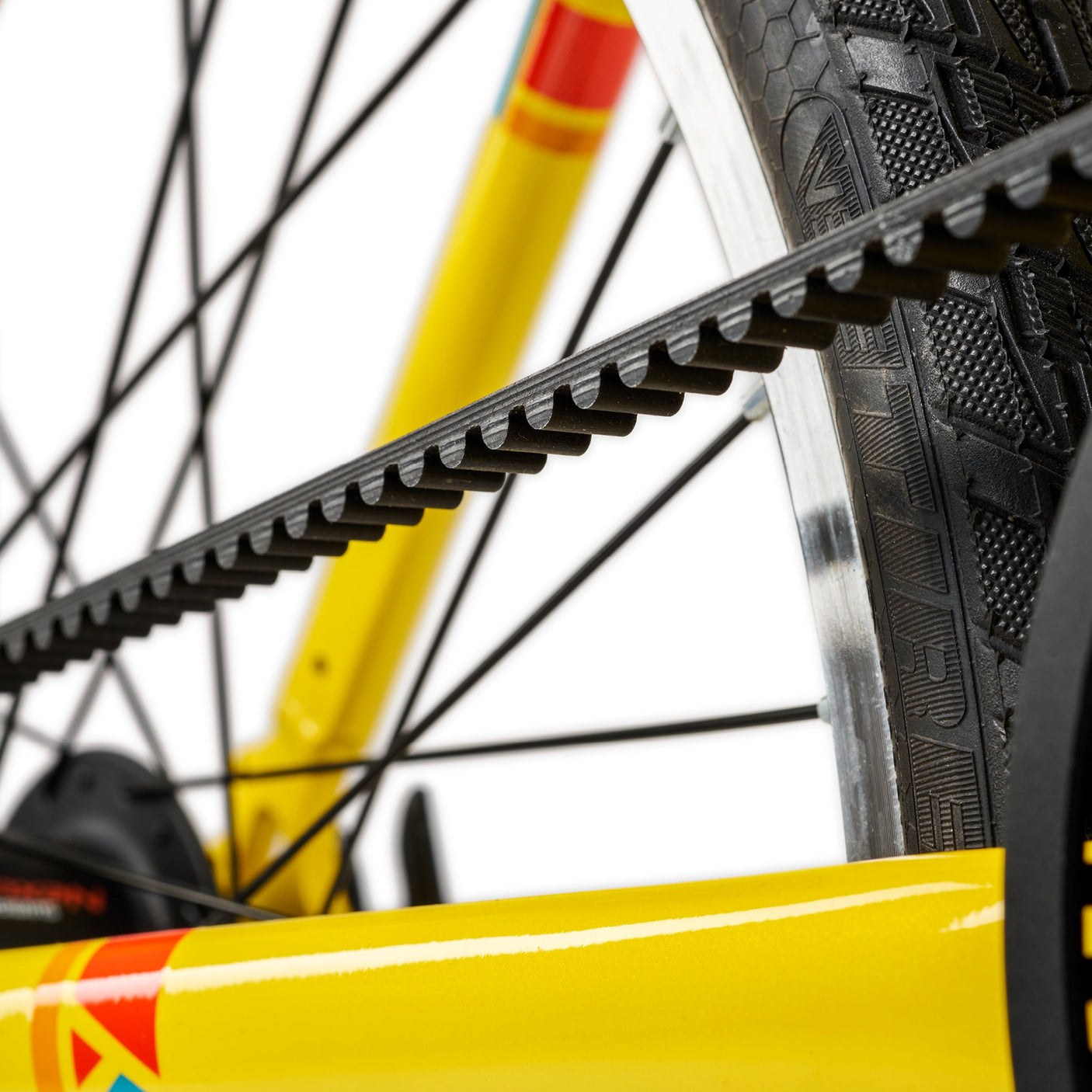 ACADEMY Grade 5 Belt 24" Geel (2025)