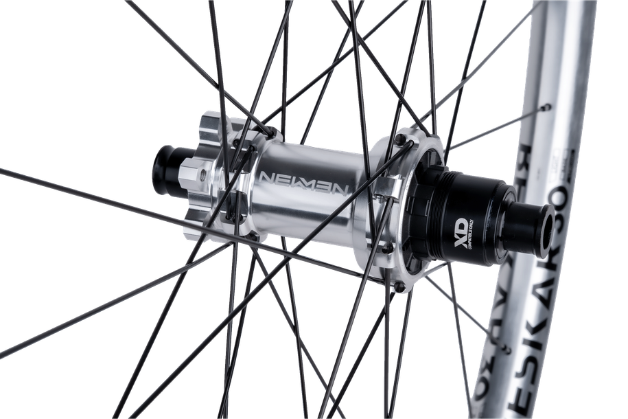 Newmen Wheel Beskar 30 strong 29" 28h FADE SP 6B 12x148 XD zilver LTD