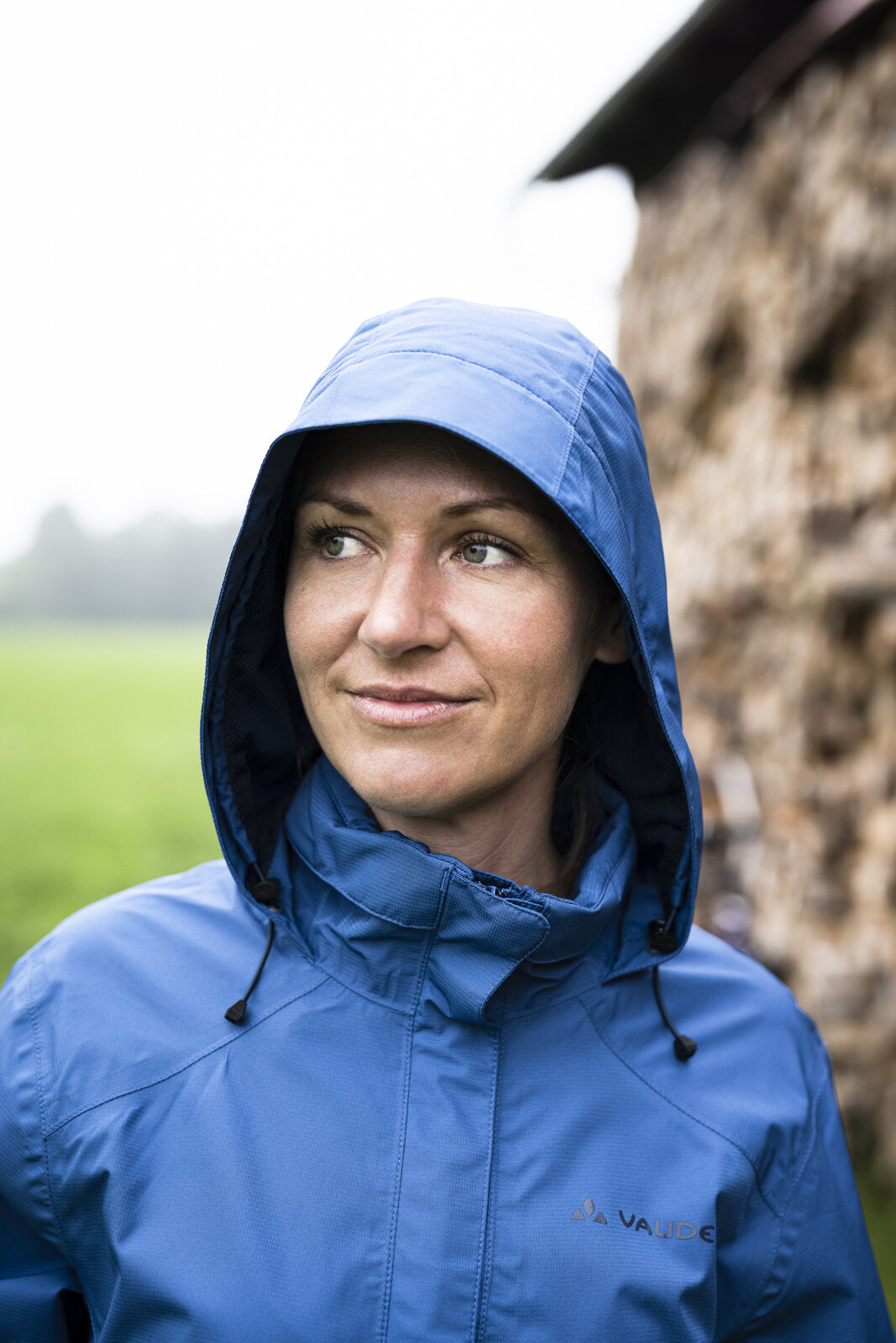 VAUDE Escape Bike Light Jacket Dames rood