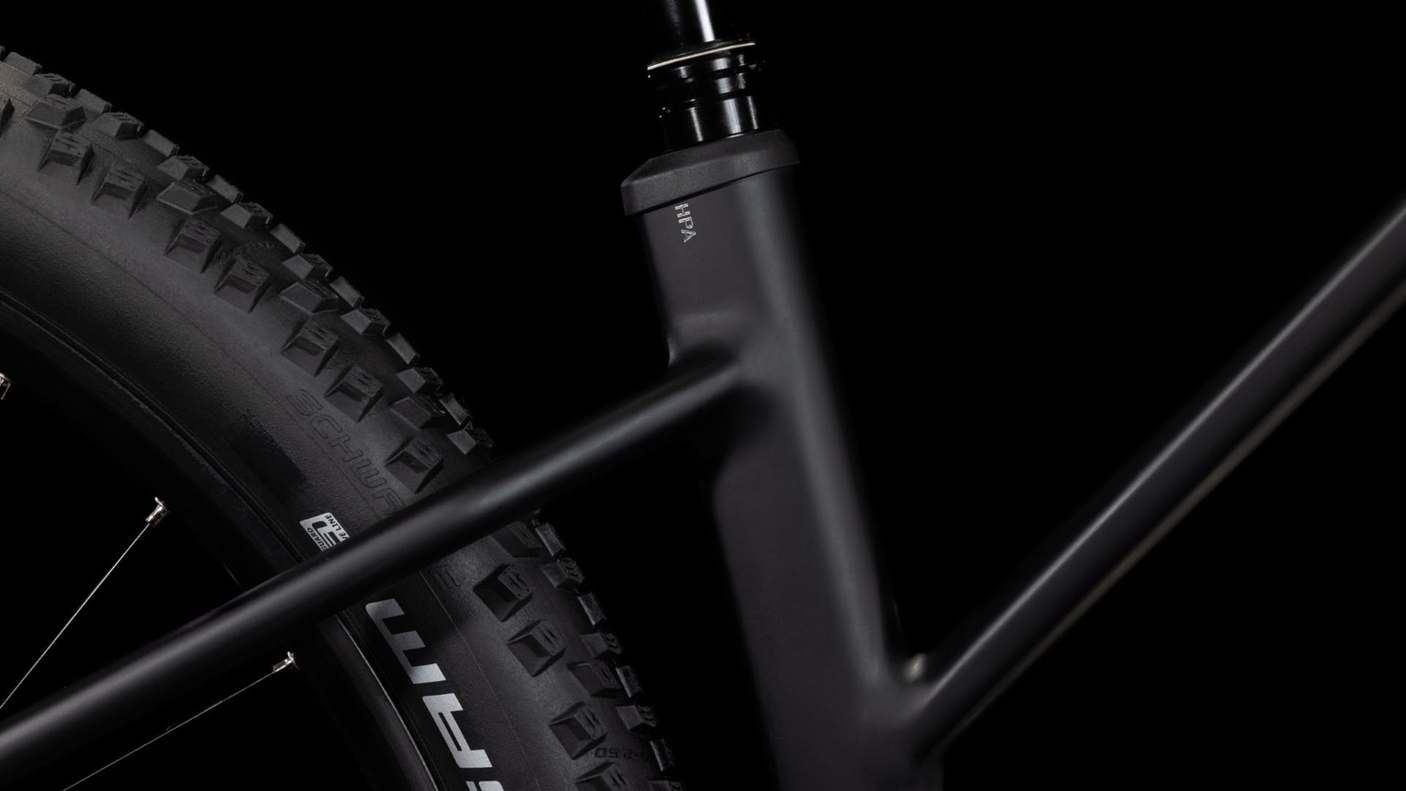 Cube Reaction Hybrid Race 800 Trapez zwart´n´metaal