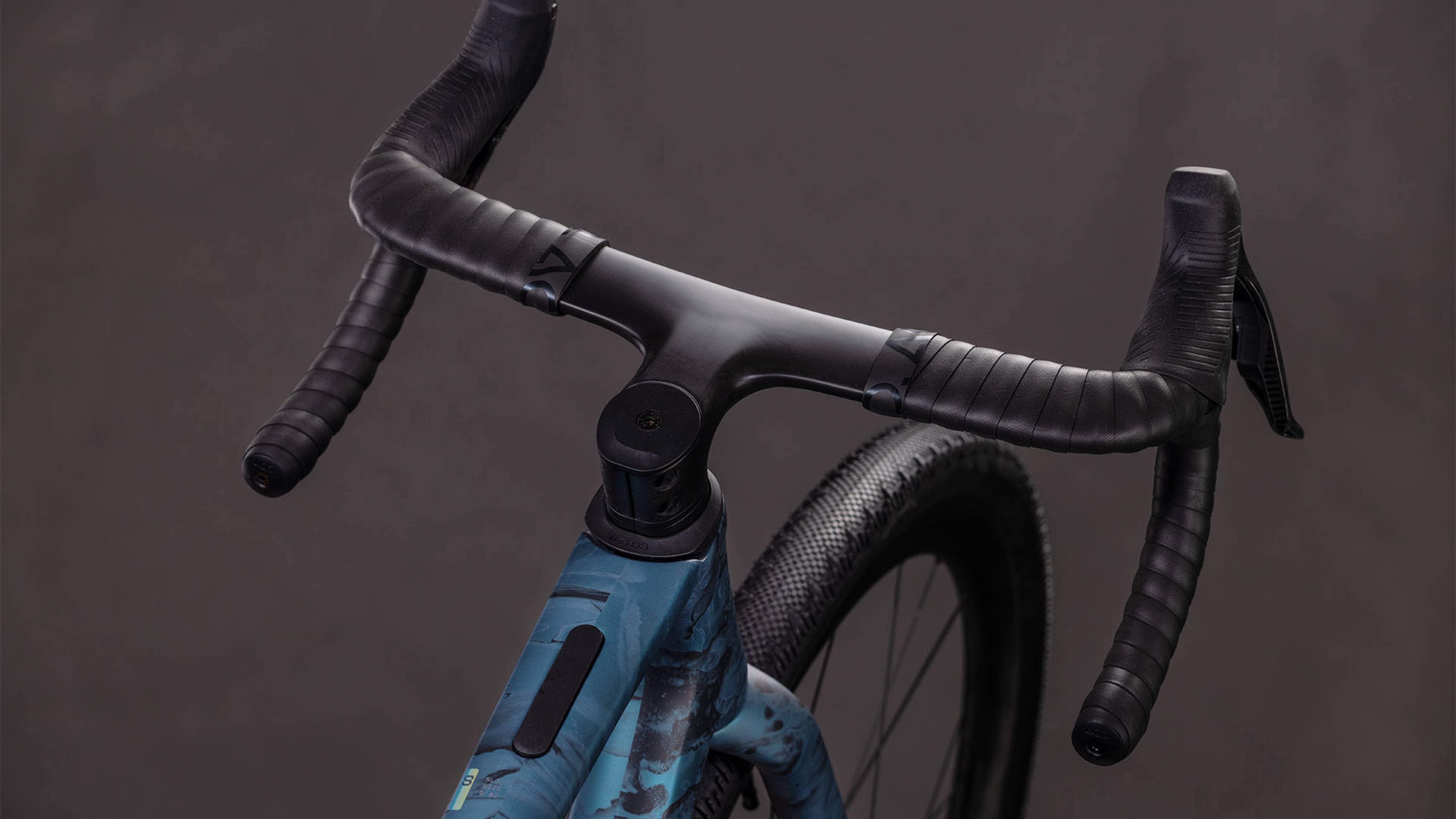 Cube Nuroad C:62 SLT royalgreen´n´fume (2026)