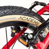 ACADEMY Graad 3 16" Rood (2025)