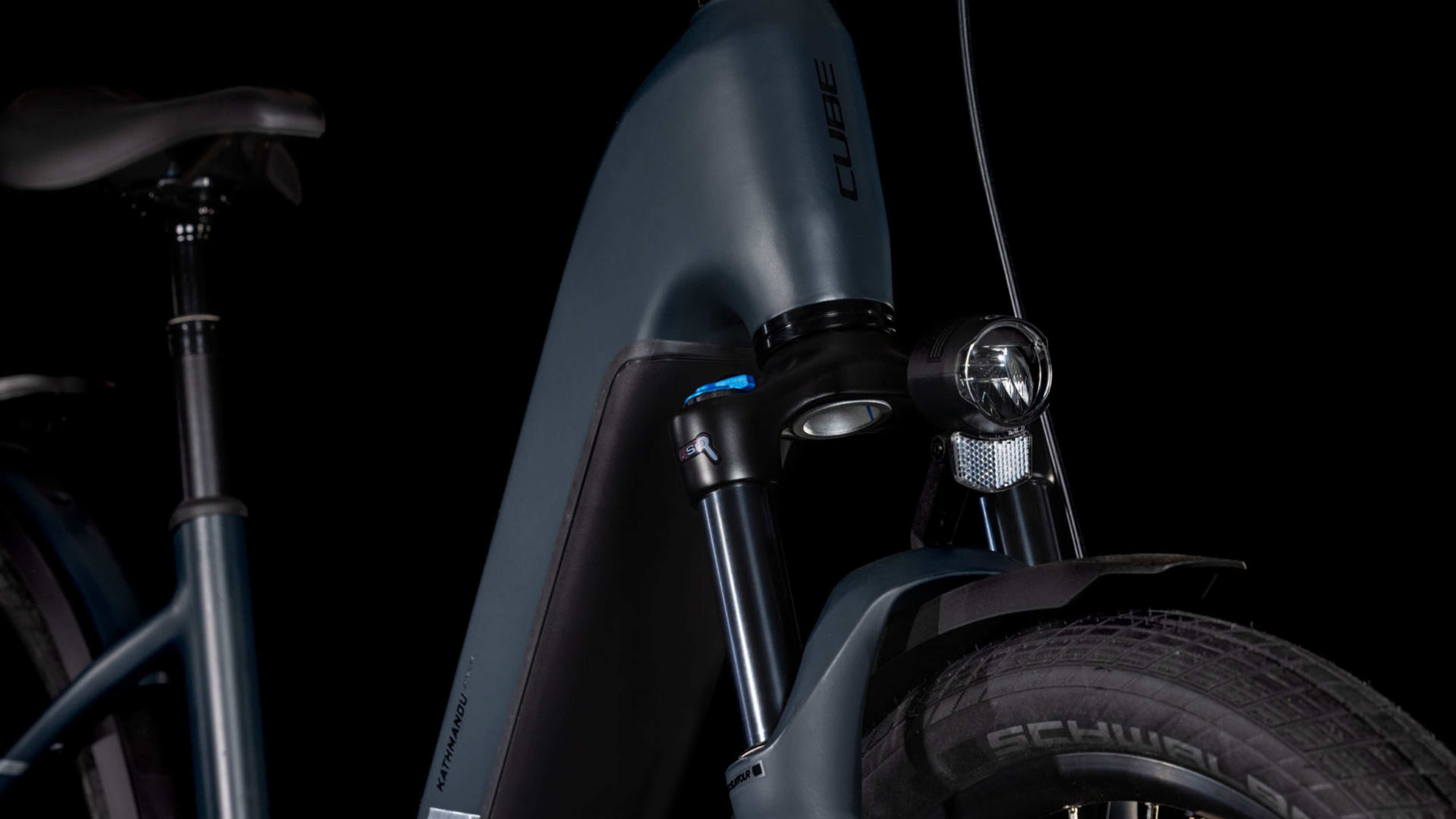 Cube Kathmandu Hybrid Comfort Pro 800 Wave 800 night´n´chrome