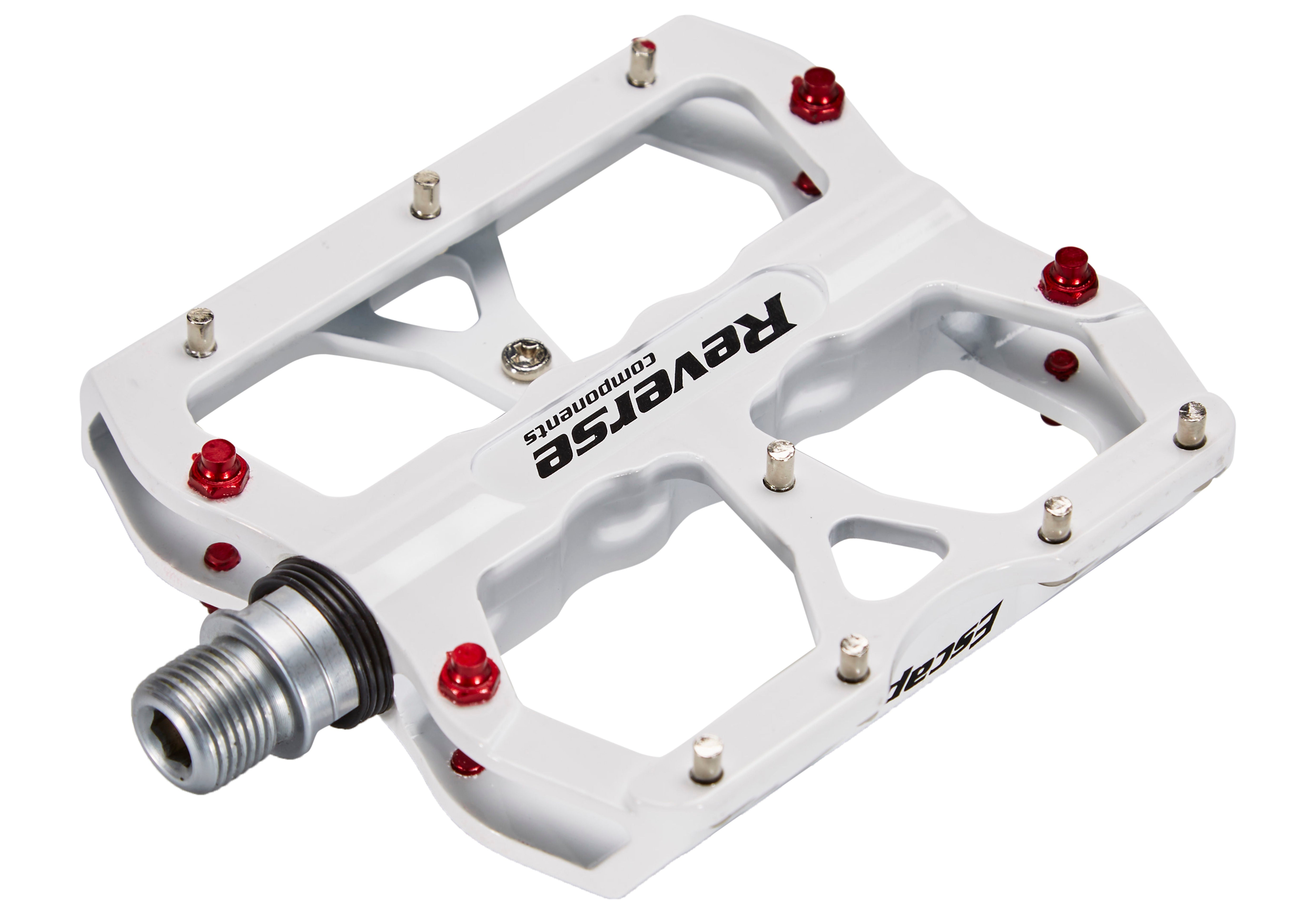 Reverse Escape Pedalen wit