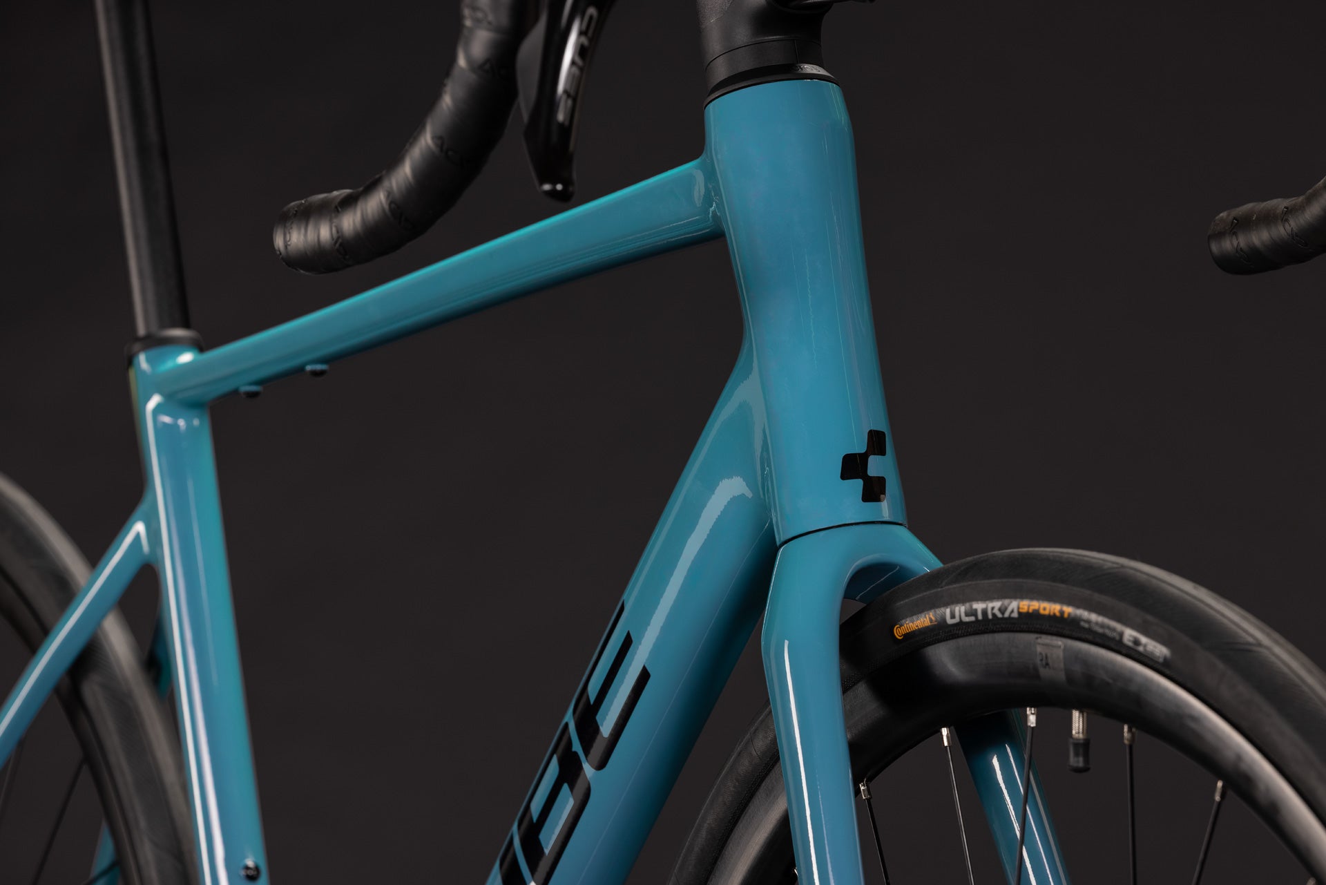 Cube Attain Pro  surfblue´n´black (2027)