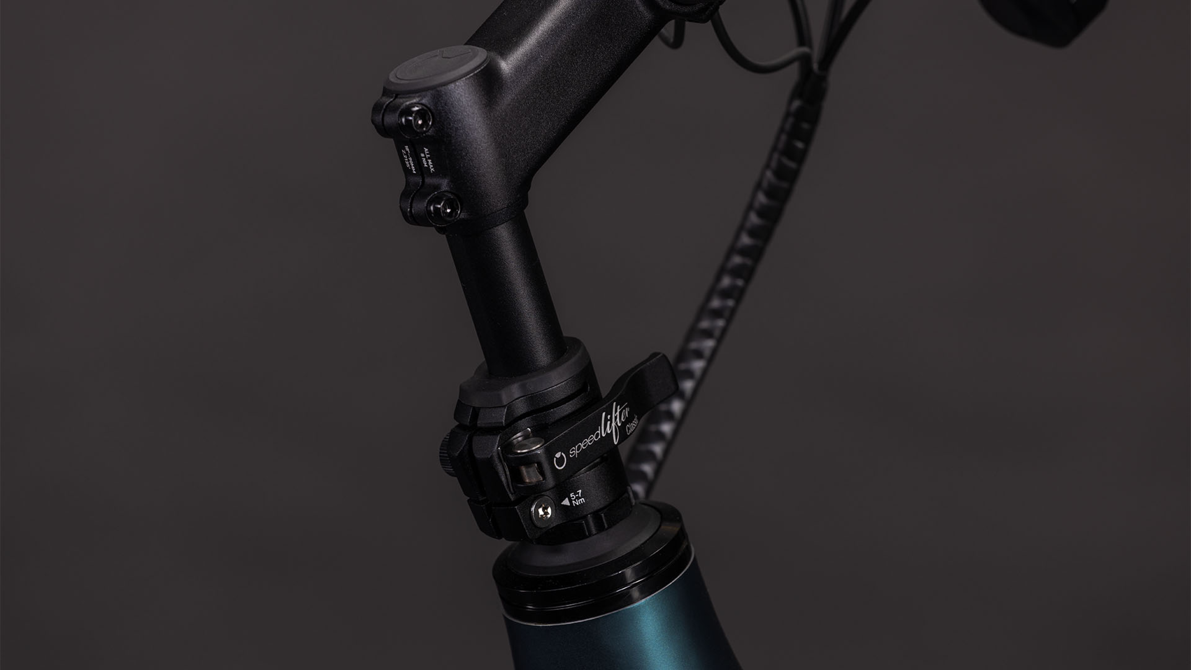 Cube Longtail Hybrid 800 royalgreen´n´black (2026)