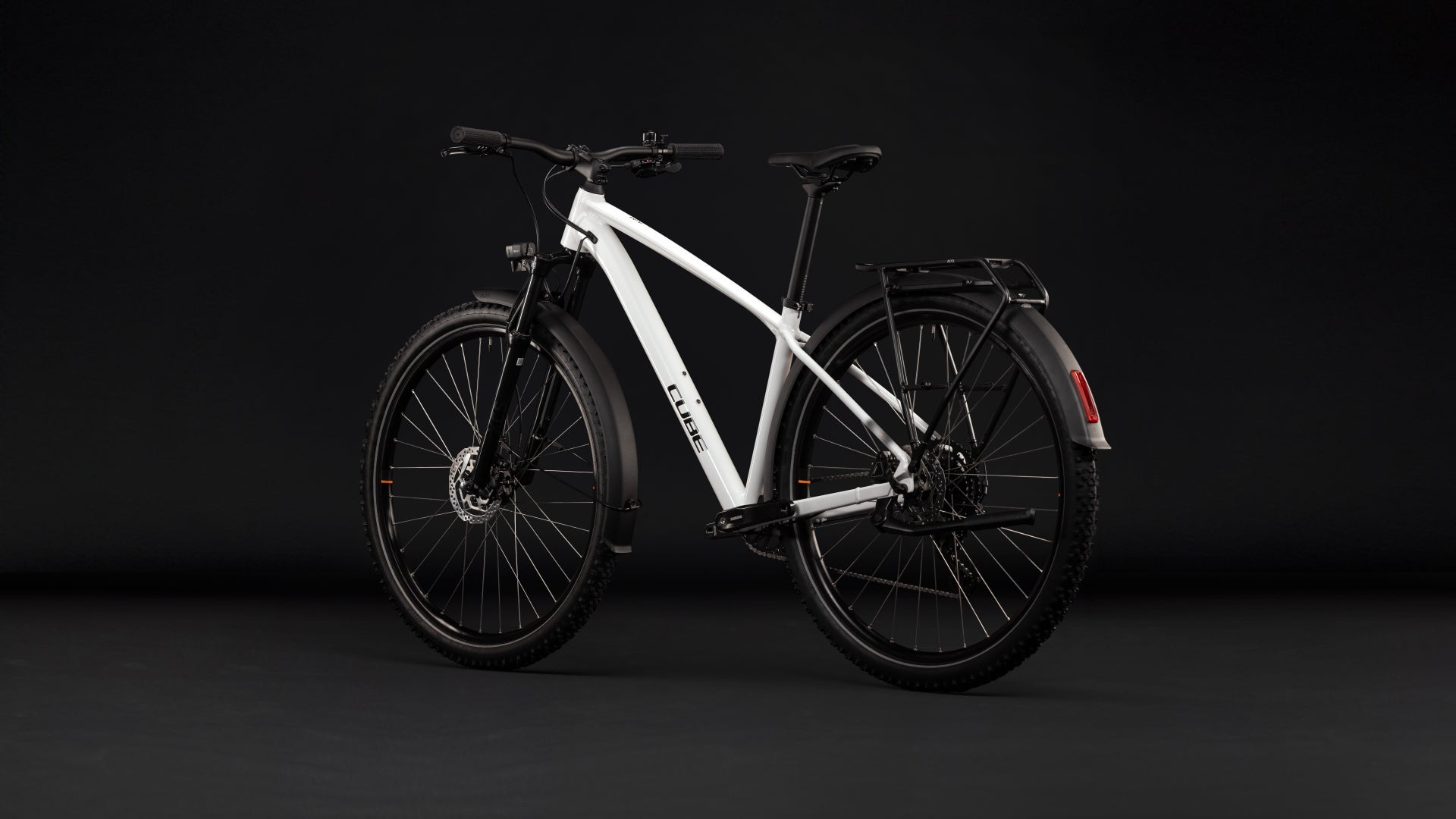 Cube Aim ONE FE metallicwhite´n´black (2027)