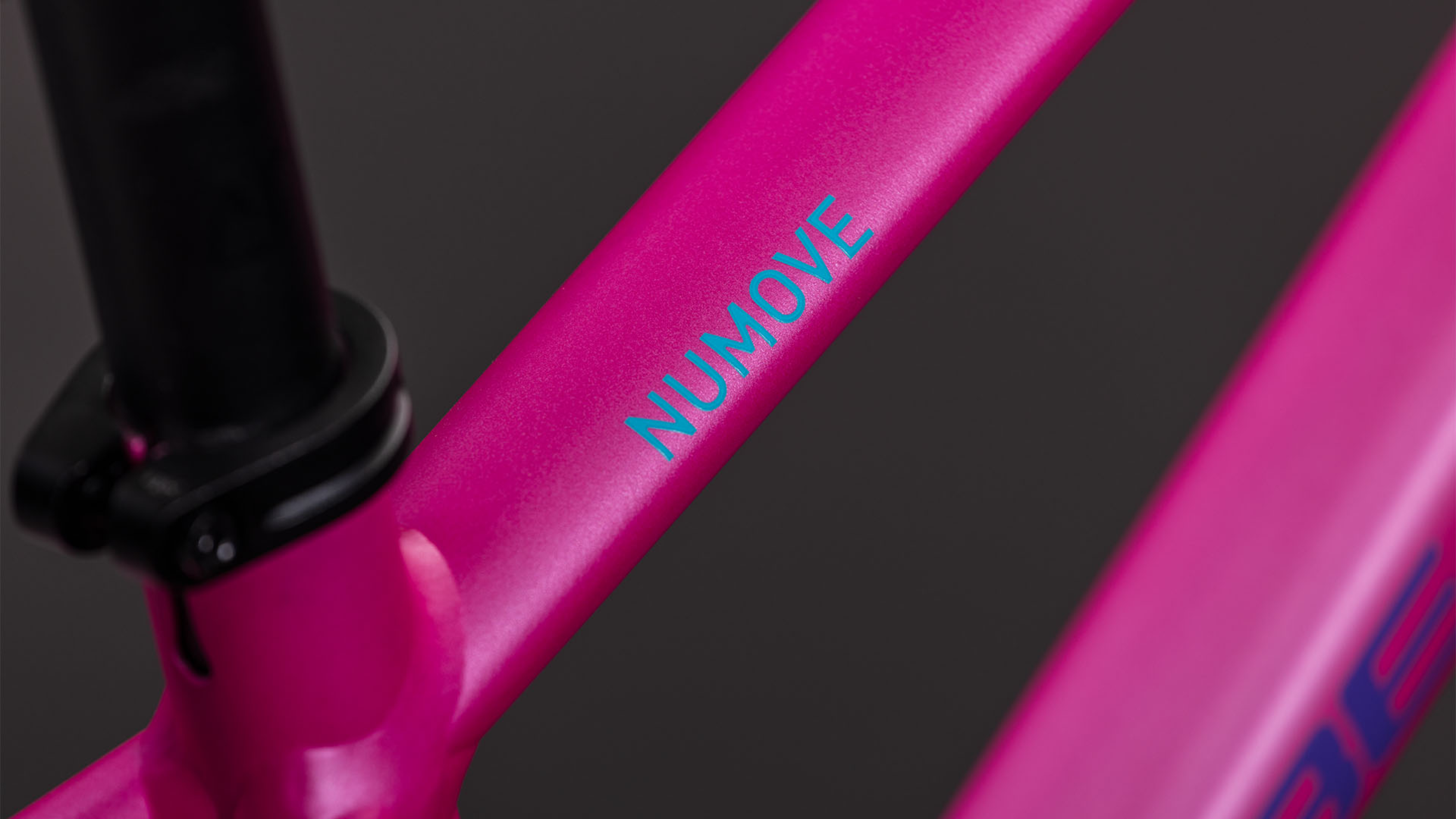 Cube Numove 160 fuchsia´n´plum (2026)