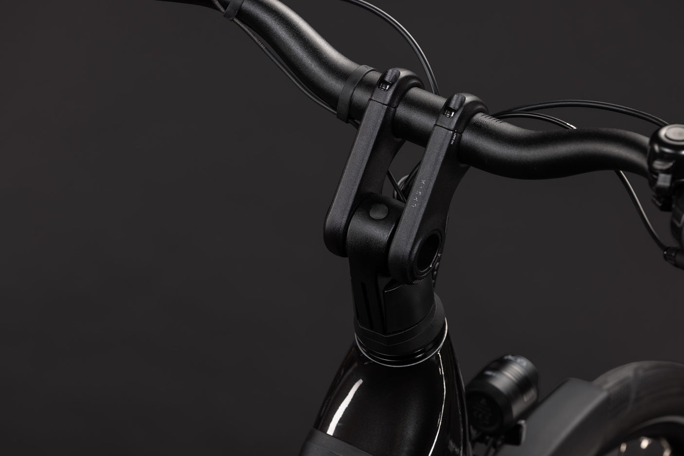 Cube Supreme Hybrid Comfort ONE 600 Easy Entry gunmetal´n´reflex (2027)