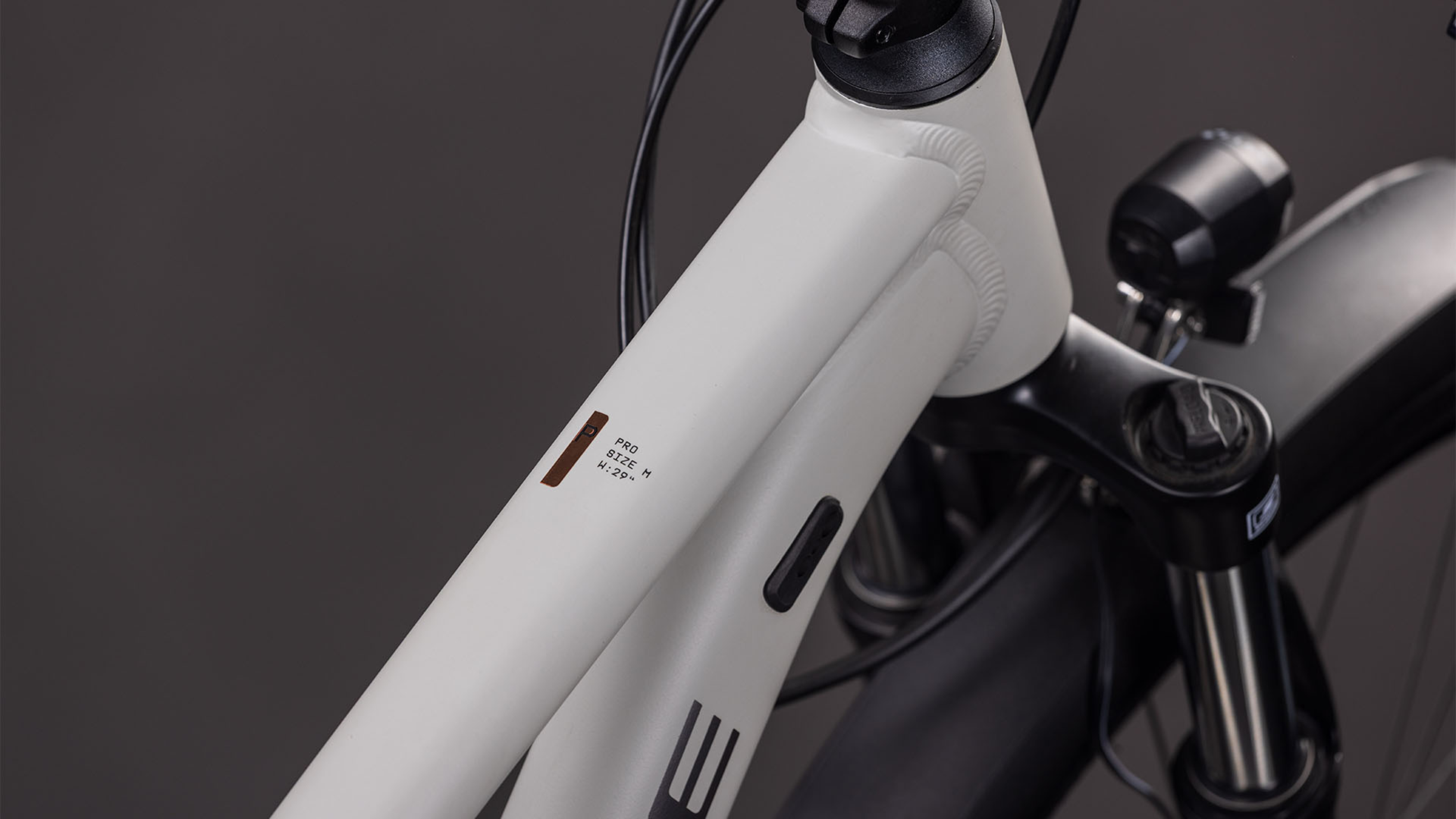 Cube Aim Pro FE Diamant greige´n´titaan