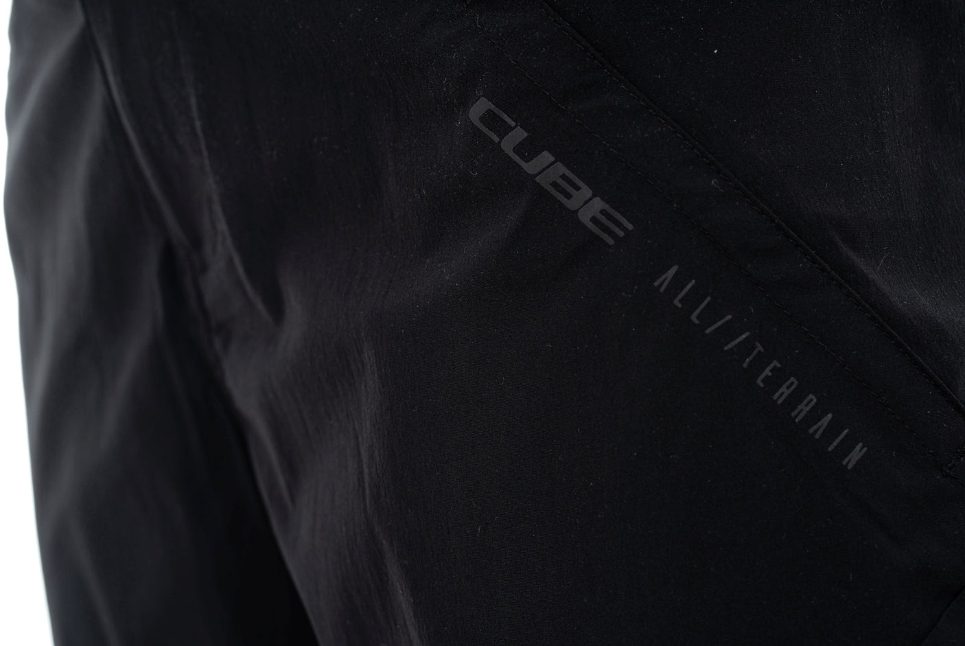CUBE ATX WS wijde shorts