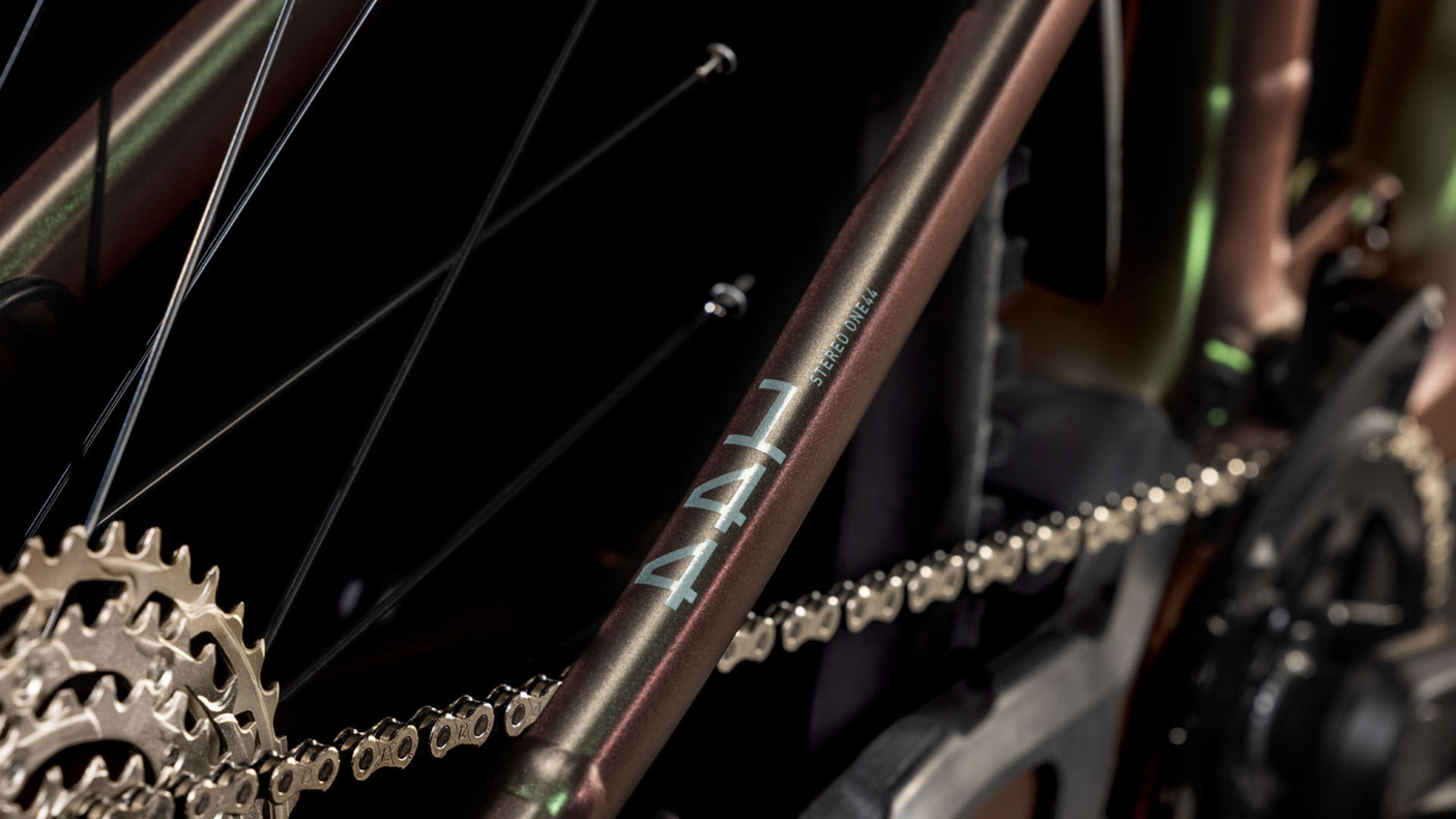 Cube Stereo Hybrid ONE44 EXC 800 Diamant stellar´n´shiftiris