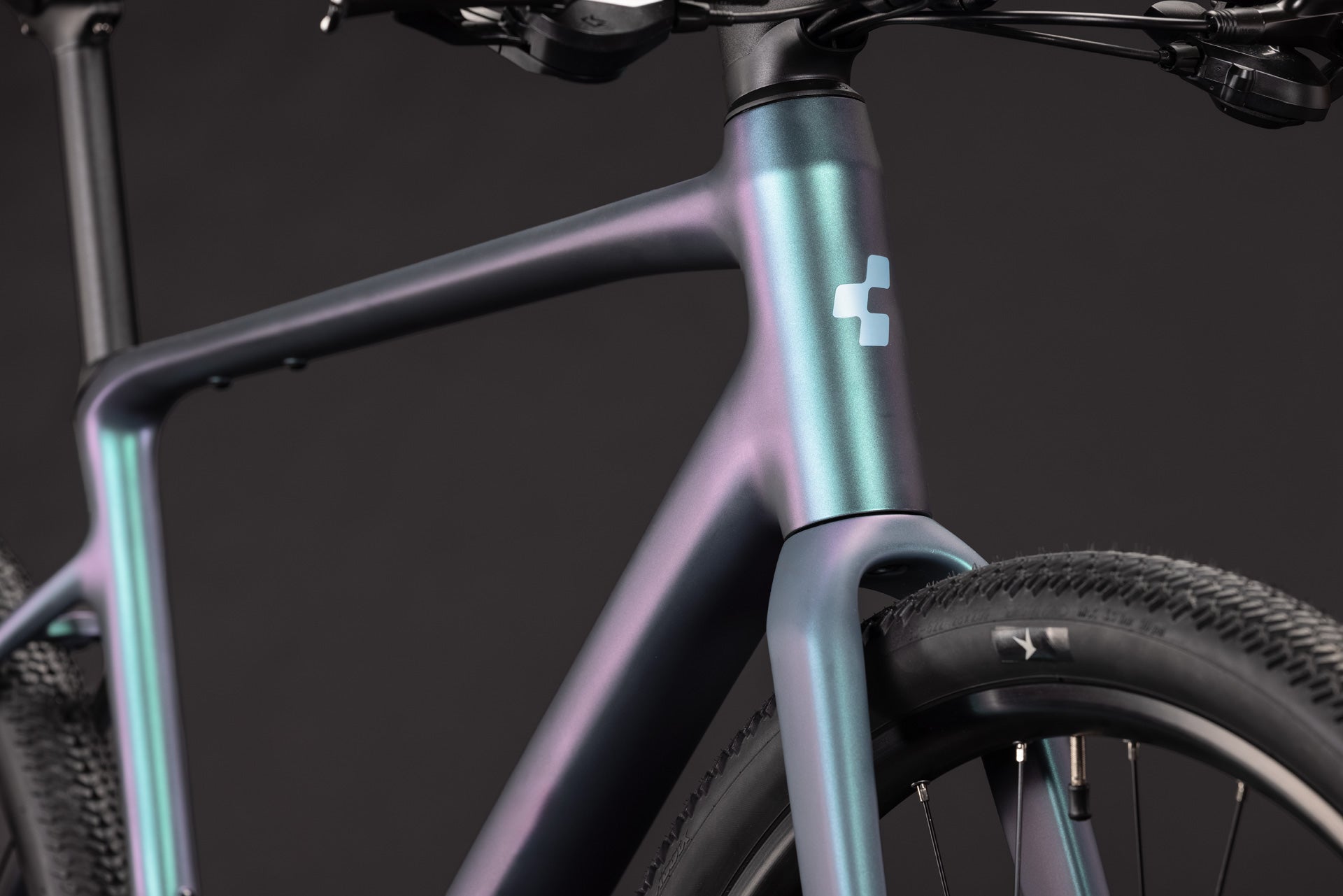 Cube Nulane Race  smaragdgrijs´n´prizm (2027)