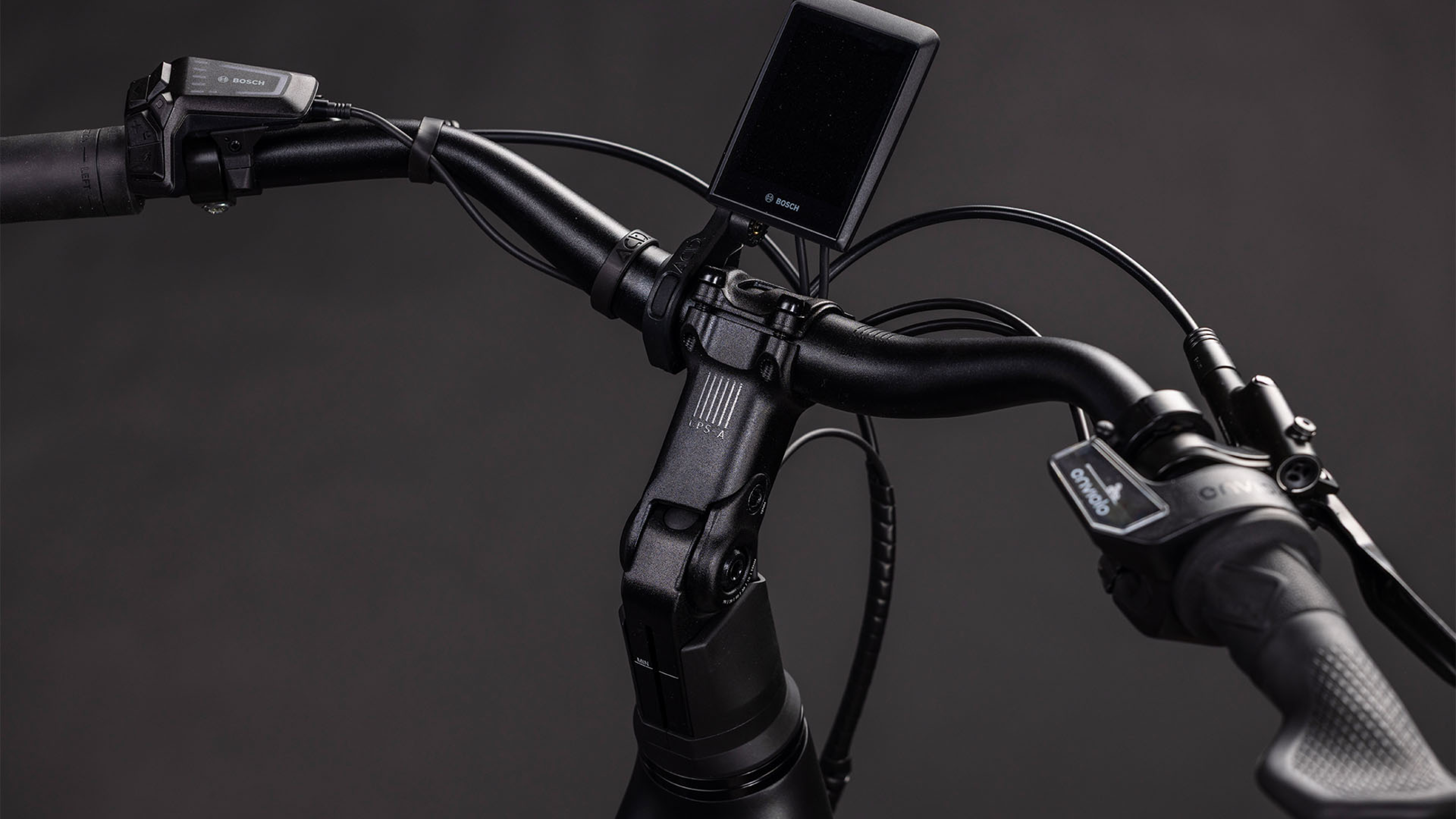 Cube Supreme Hybrid Comfort Pro 600 Easy Entry grijs´n´chrome (2026)