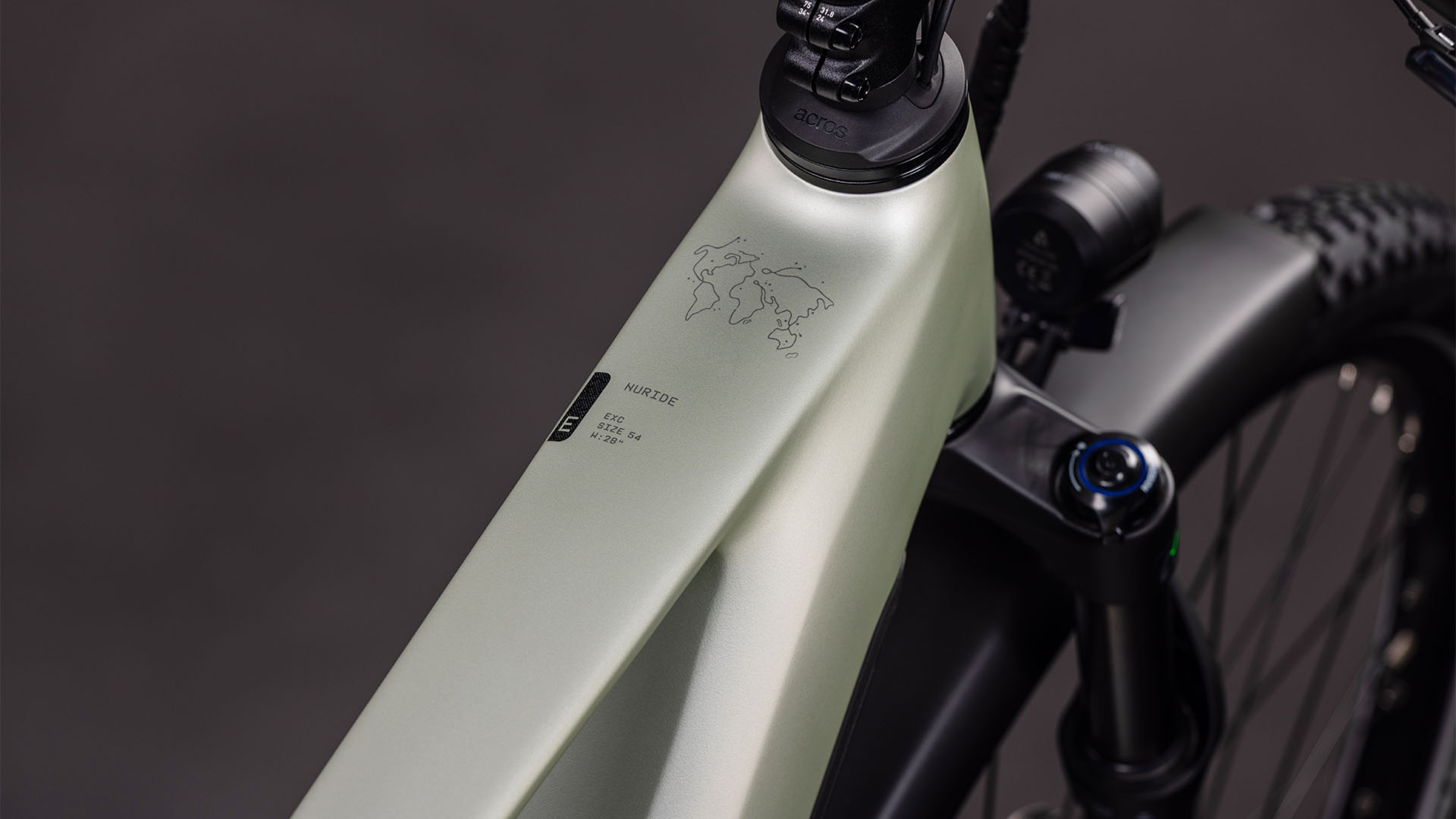 Cube Nuride Hybrid EXC 800 lemongrass´n´reflex (2026)