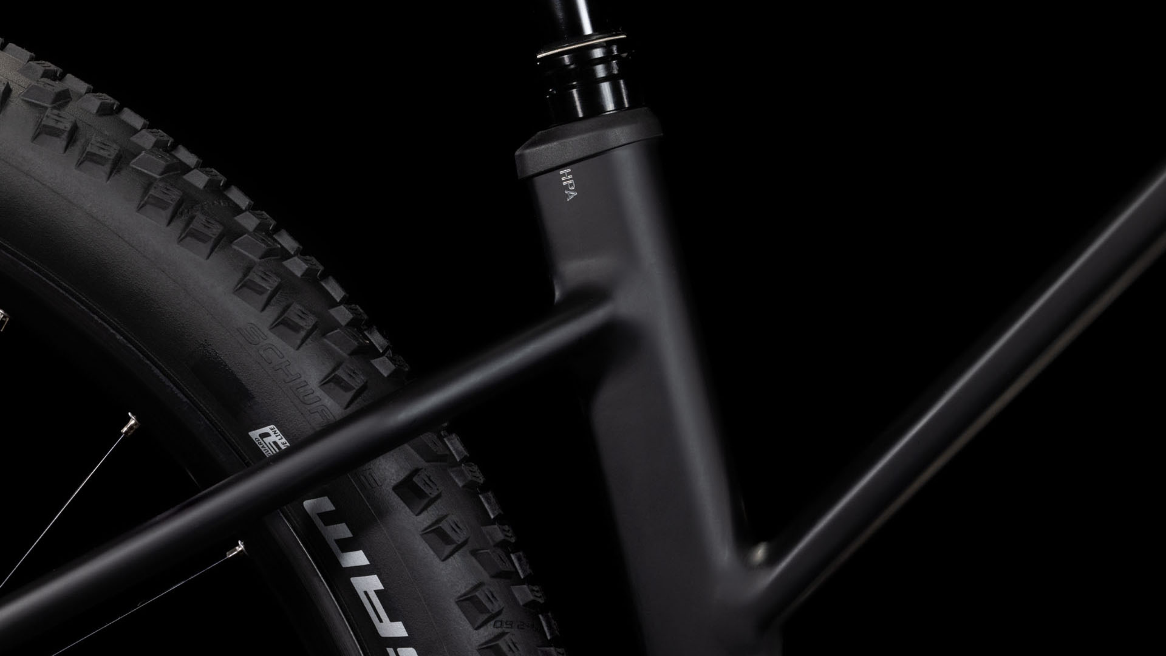 Cube Reaction Hybrid Race 800 Trapez zwart´n´metaal