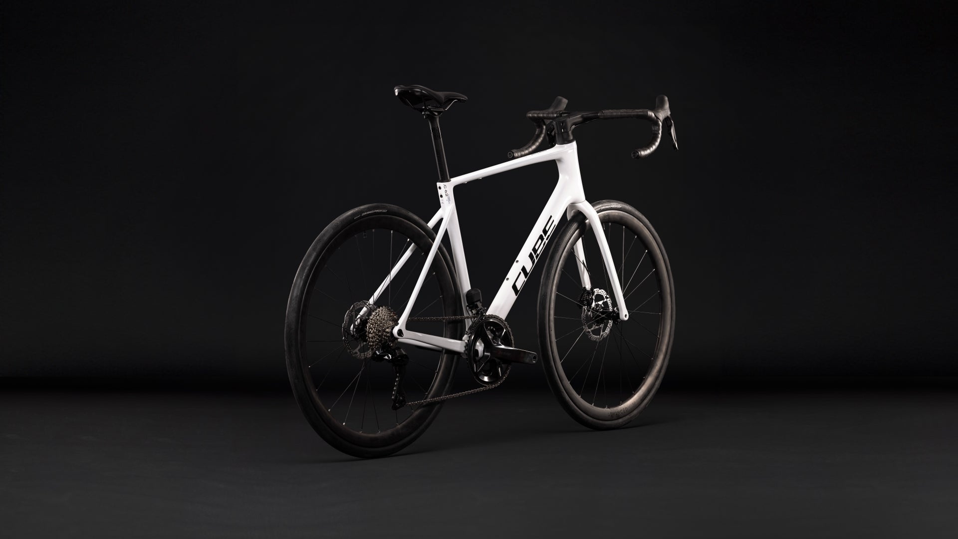 Cube Attain C:62 SLX metallicwit´n´black (2027)