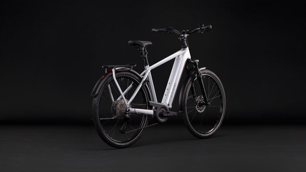 Cube Kathmandu Hybrid ONE 800 Diamant silverstar´n´reflex (2027)